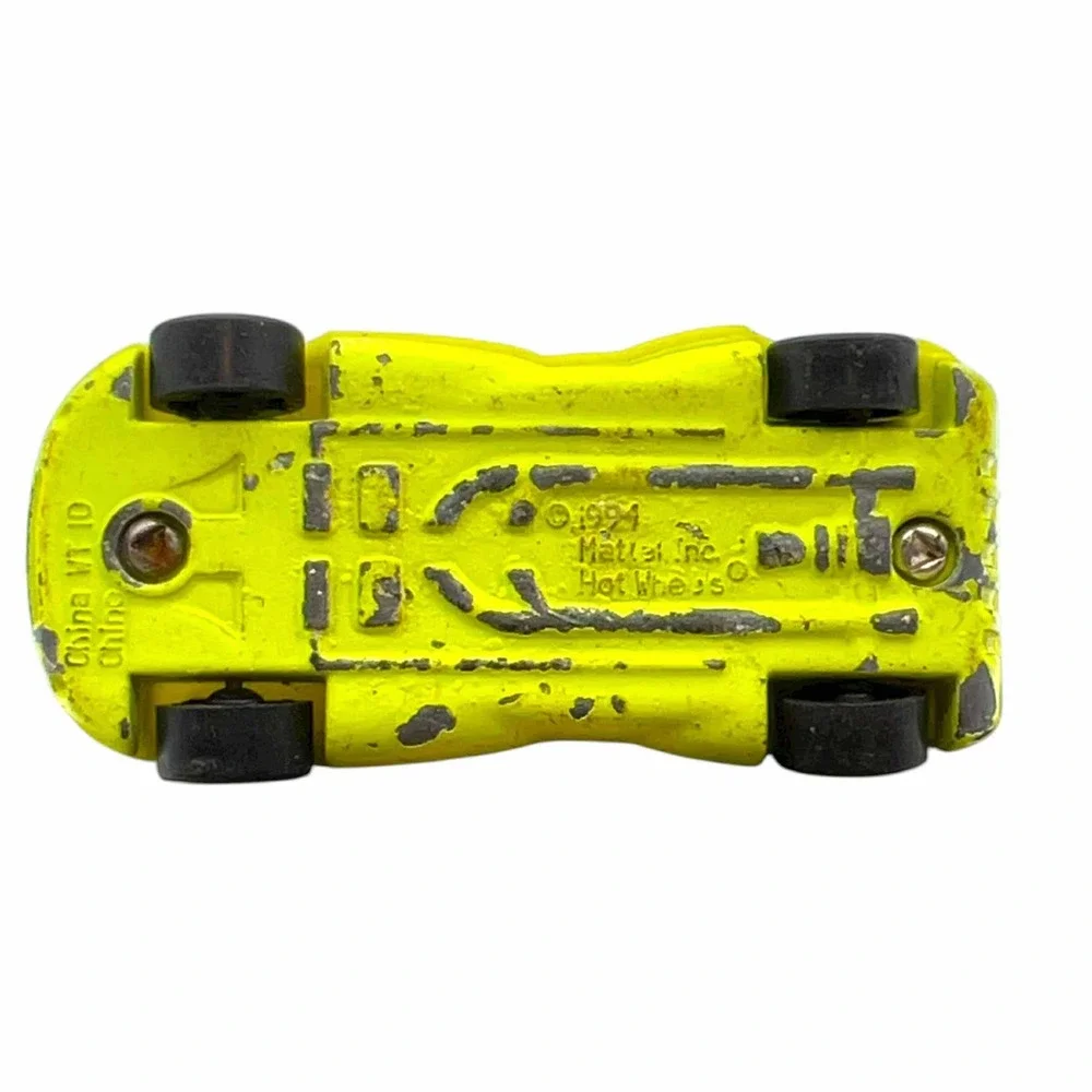 Hot Wheels 1991 Mattel Yellow Futuristic Race Car Diecast Vintage VT ID‎ China